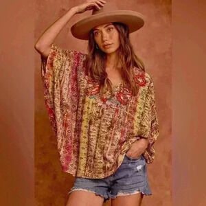 Savanna Jane The Sierra Embroidered Poncho Style Tunic Blouse Top Size Small